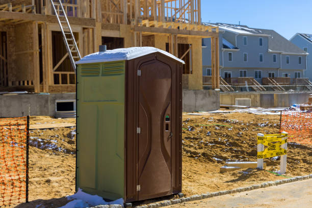 Best Porta potty rental near me  in Gibson City, IL